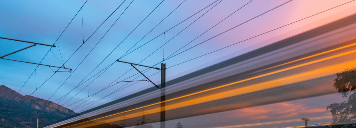 fios elétricos sobre carris