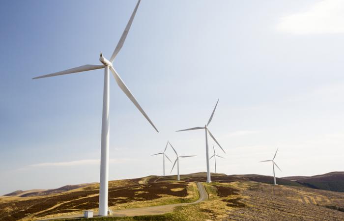 aerogeradores em campo