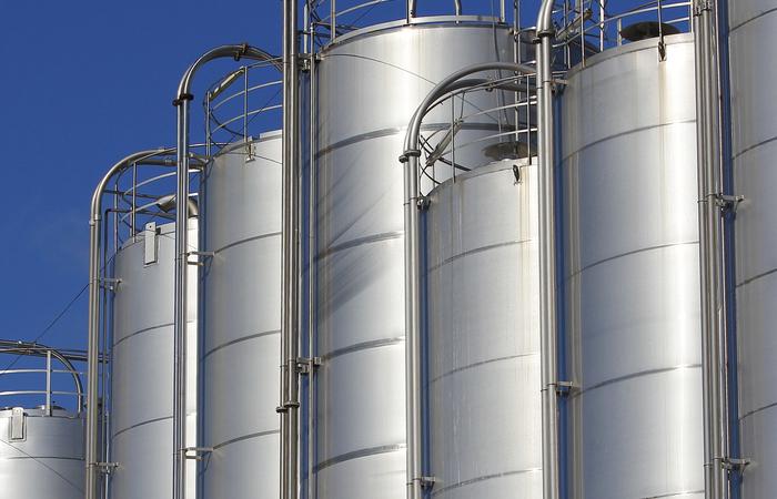 tanques de armazenamento