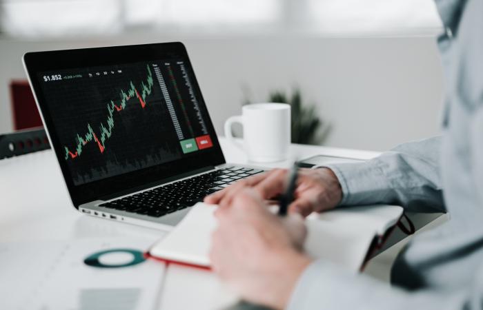 computador portátil com gráfico